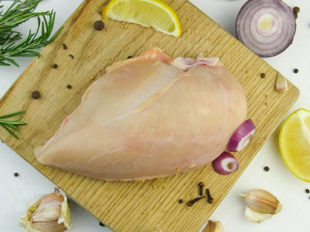 Pechuga de pollo con limón y especias