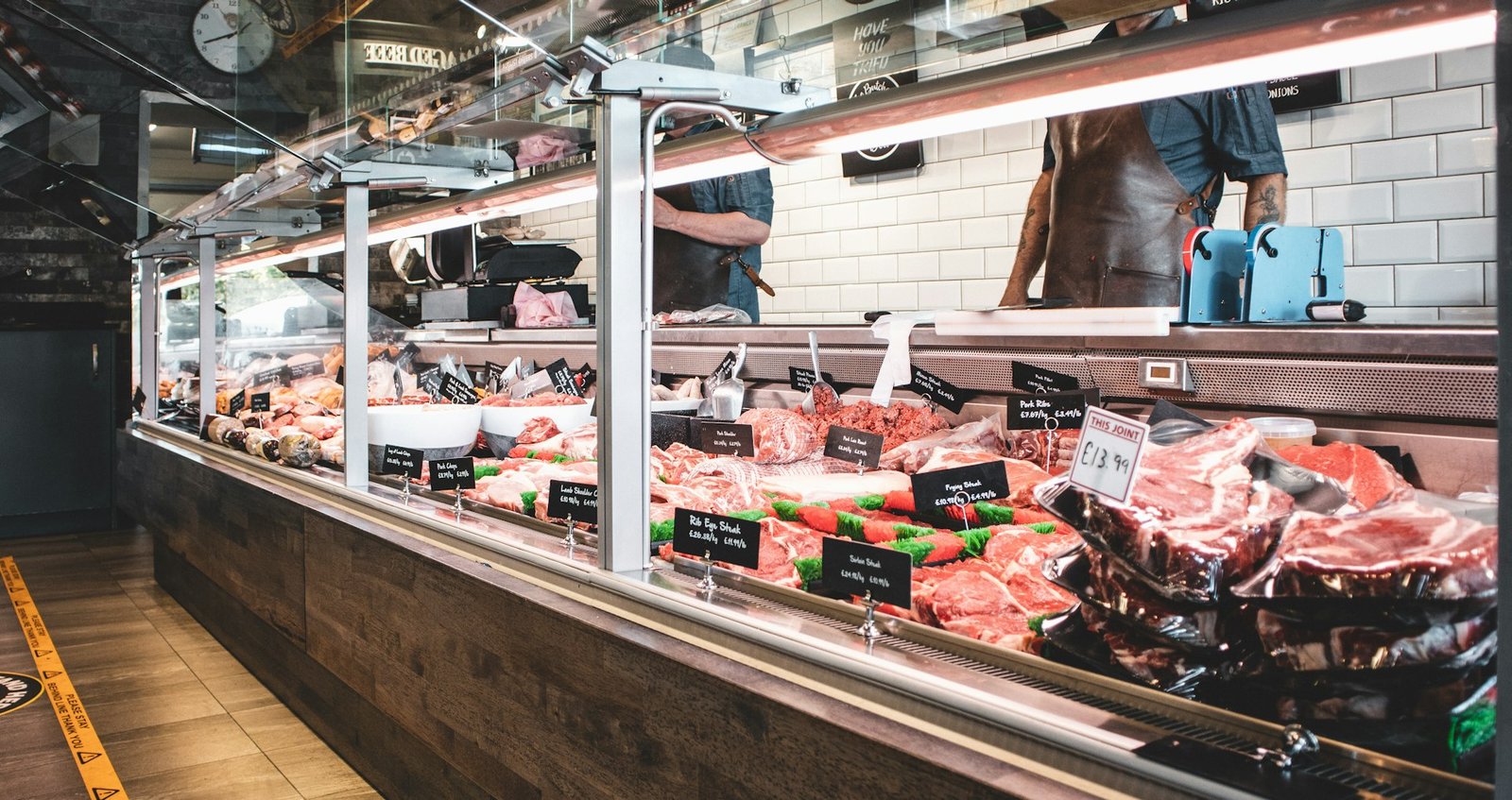 Vitrina refrigerada de carnes